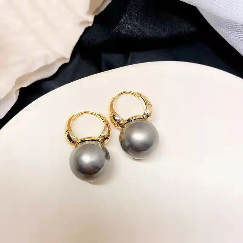 Pearl Mini Hoop Earrings - Videre