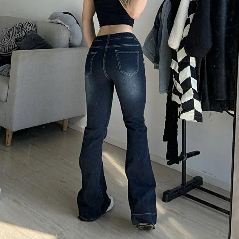 Mid Rise Flared Jeans - Videre